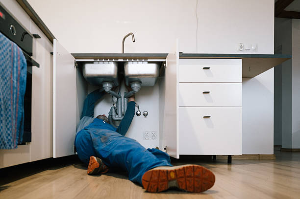 Professional Leak Detection technician working in Broadway, OH